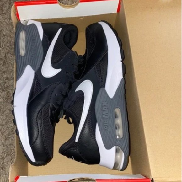 Women’s Nike Air Max Excee - Picture 5 of 5